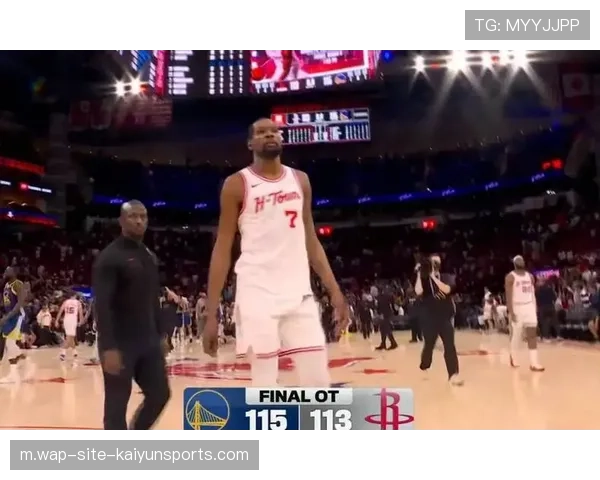 追梦格林全场领防杜兰特关键回合，最后0.1秒发球戏耍完成心理压制